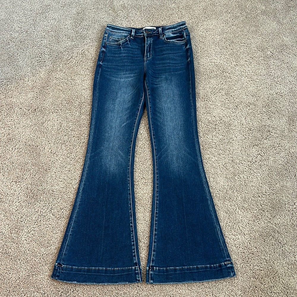 NWOT never worn flare jeans Size 29